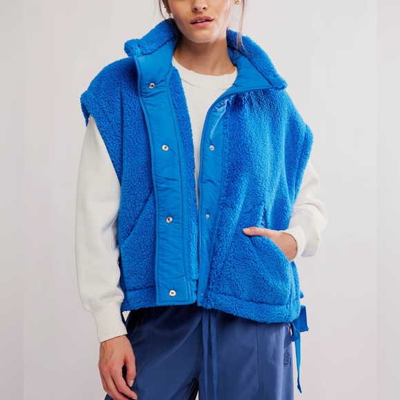 Free People Jackets & Blazers - NWT Free People FP Movement Scout it Out Fleece Vest Light Cobalt Sporty Medium
